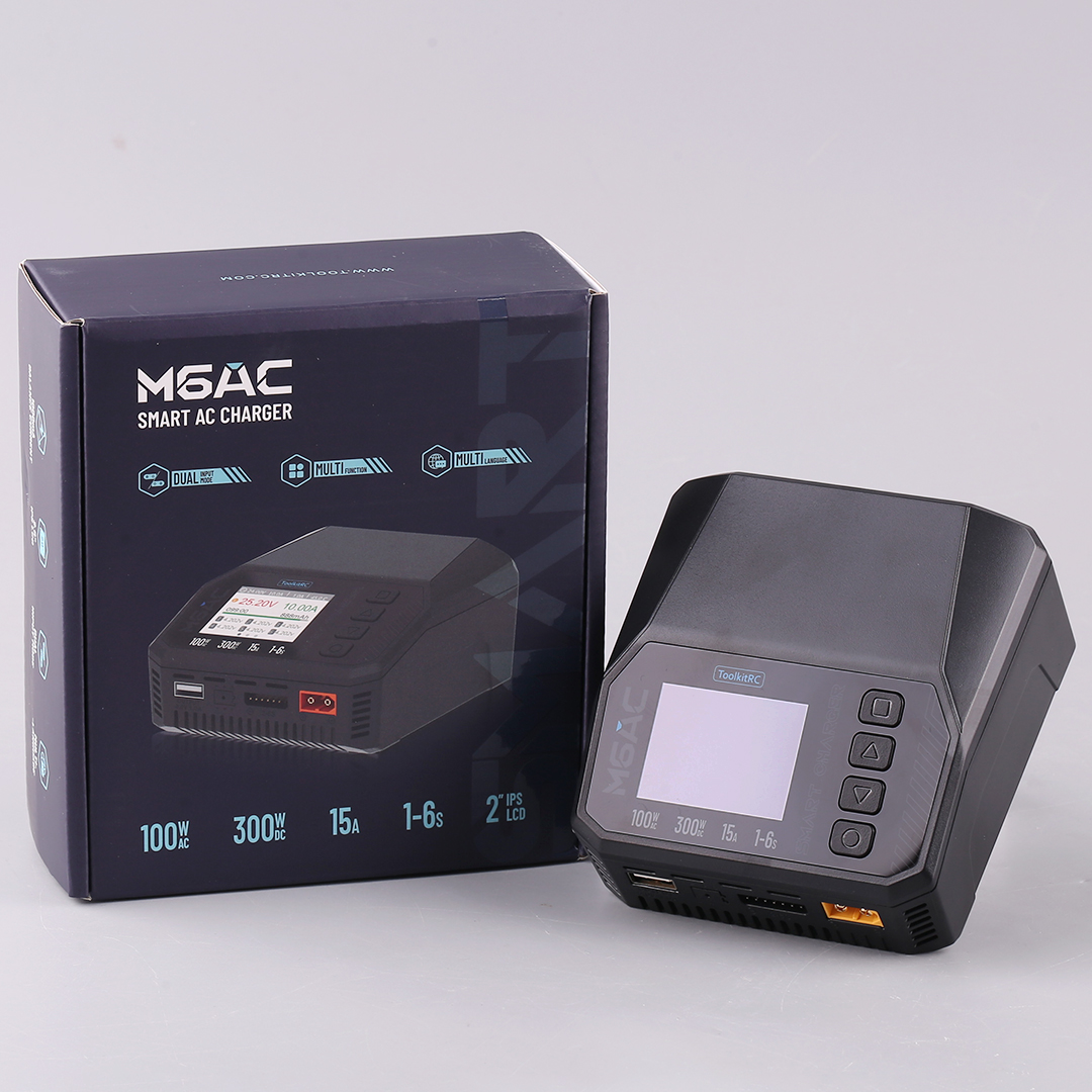 ToolkitRC M6AC 15A 300W Multif - Rc Hobby Charger recension och pris